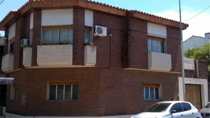 Chalet dos plantas céntrico - zona residencial- Apto todo destino ...