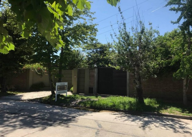 Imperdible Chalet tipo casaquinta