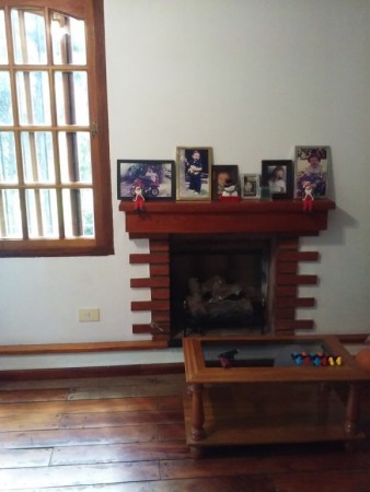 Parque Leloir Hermoso chalet