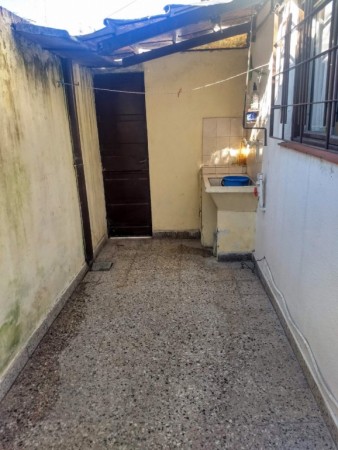 Castelar Sur Casa en complejo 2 ambientes