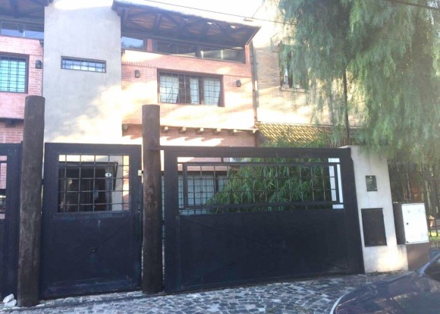Munilla 2164 - Hermosa casa estilo industrial ! Acepta Permuta