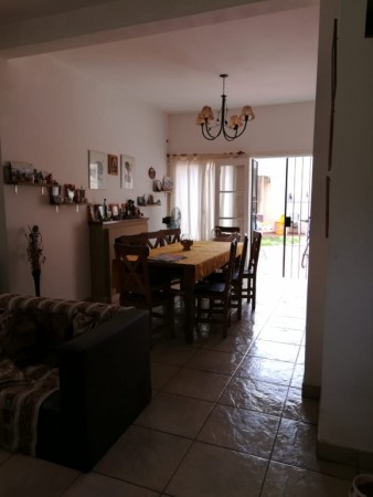AVELLANEDA 1600 - Casa en Ph 4 ambientes - Acepta propiedad en parte de pago