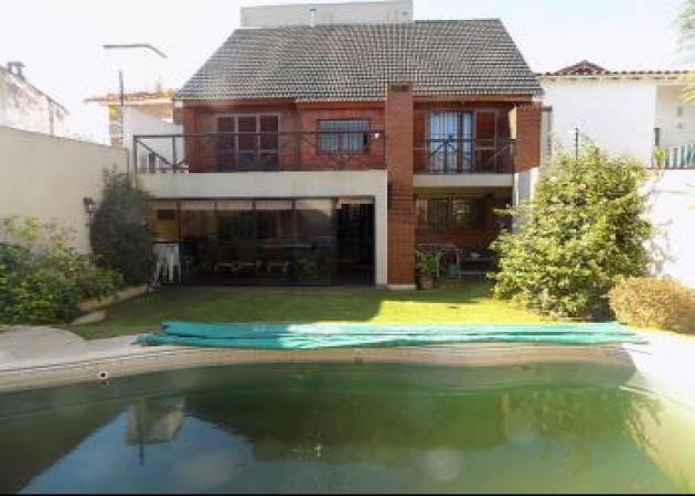 Chalet de categoria Permuta por menor valor !
