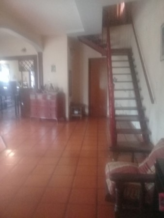 Chalet en 2 plantas Moron Sur Apto credito