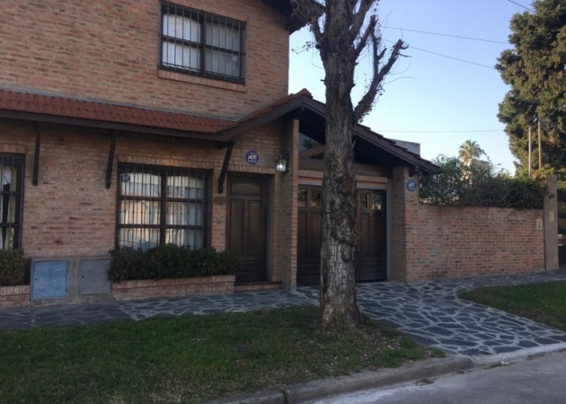 Hermosa casa tipo duplex