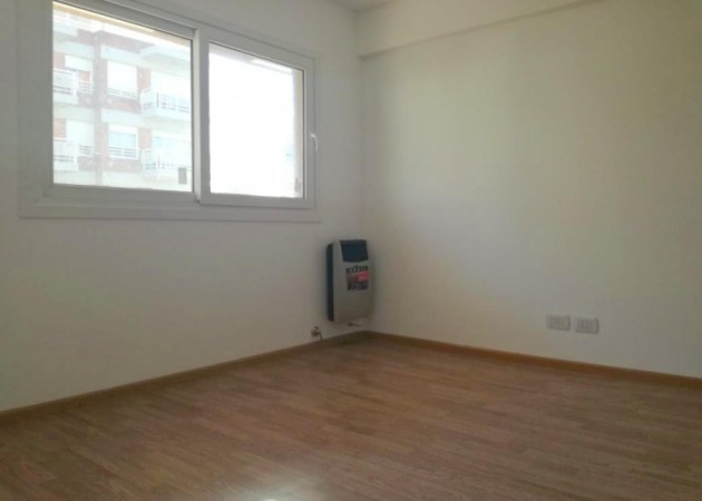Castelar Sur Amplio departamento a estrenar