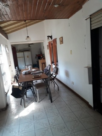 Chalet sobre 700 metros de terreno