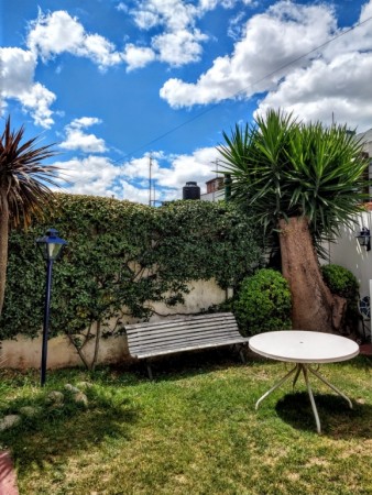 Castelar Norte Casa 4 ambientes en planta baja