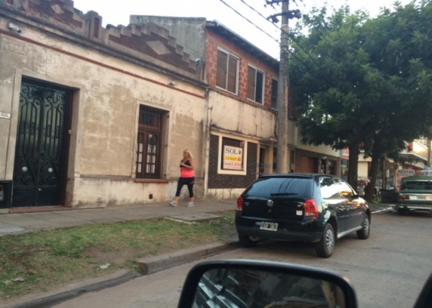 Casa 3 ambientes en ph a reciclar !