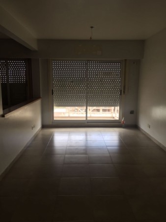 Castelar Sur Departamento 2 ambientes Opcional con renta
