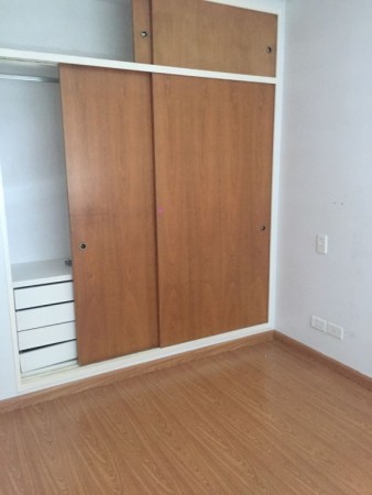 Castelar Sur Departamento 2 ambientes Opcional con renta