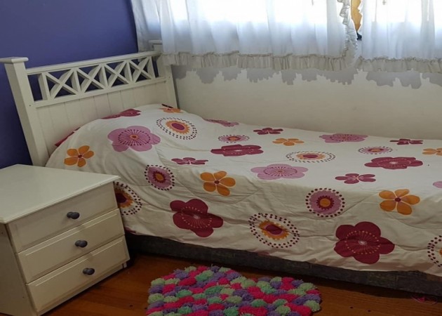 Chalet en Venta en Castelar Norte - 4 ambientes - Parque y Pileta!