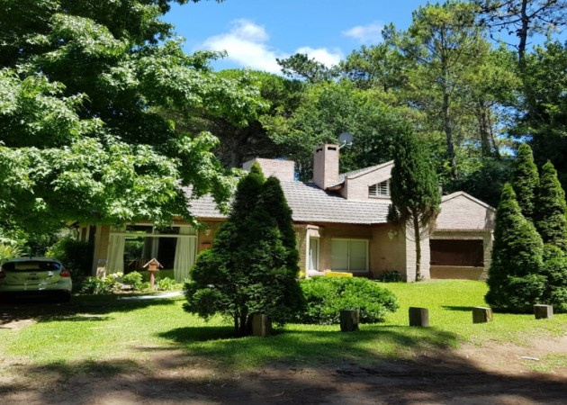 CARILO HERMOSO CHALET VENTA INMEDIATA ESCUCHA OFERTAS