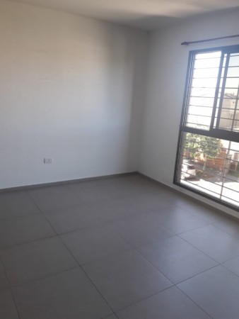 Moron Departamento monoambiente amplio Venta inmediata !!!