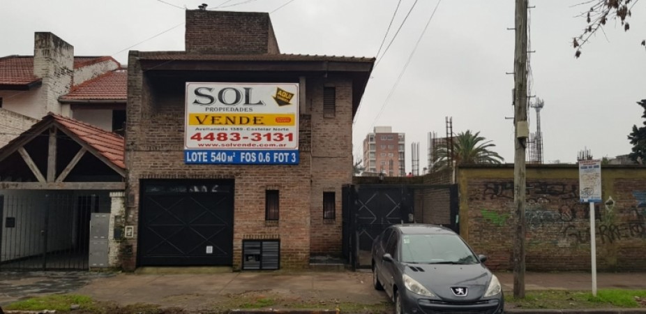 Ituzaingo Sur Lote para edificio Atencion Inversores!