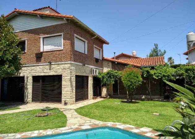 Chalet de epoca 7 ambientes OPORTUNIDAD ... Venta inmediata