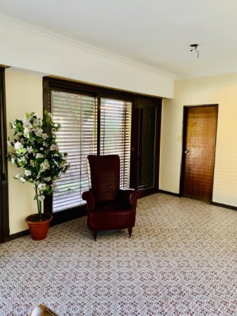 Chalet de epoca 7 ambientes OPORTUNIDAD ... Venta inmediata