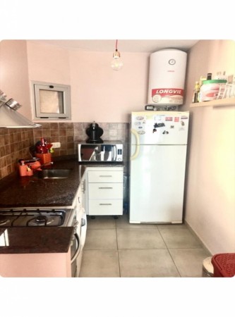 Hermoso Departamento 2 ambientes con terraza propia y cochera OPORTUNIDAD !!!
