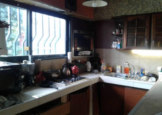 Casa 5 ambientes con fondo y pileta