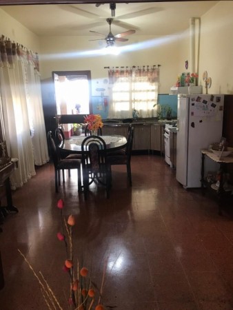 Castelar Norte Casa americana 3 ambientes
