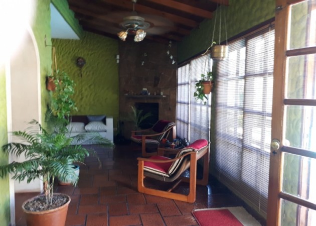 Hermoso Chalet 5 ambientes ! Toma Propiedad en parte de pago