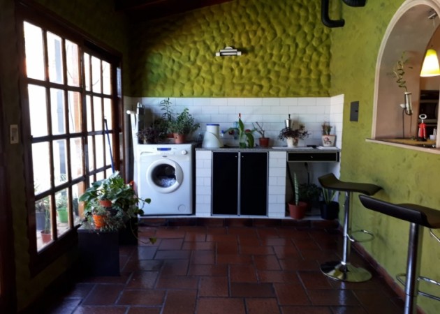Hermoso Chalet 5 ambientes ! Toma Propiedad en parte de pago