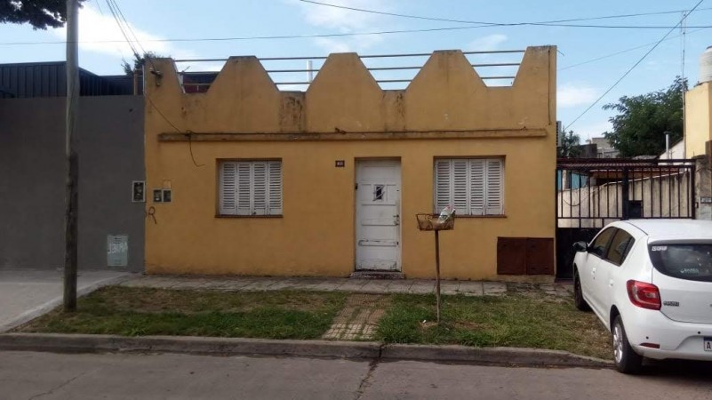 Zabala 1631 - Casa en Ph