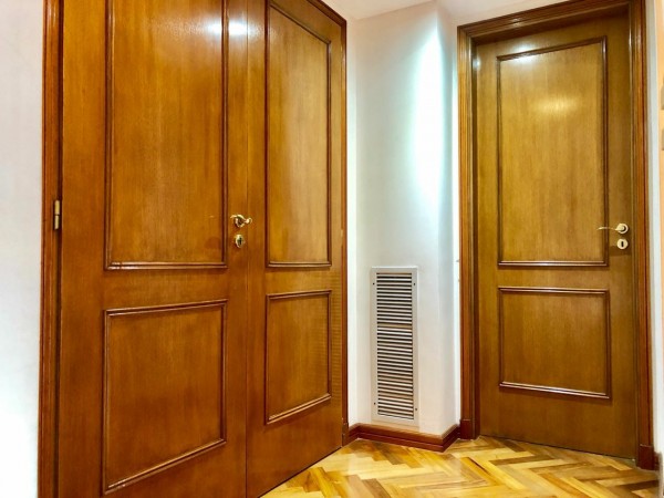 Avellaneda y Montes de Oca - Hermoso Piso de 5 ambientes Categoria ! Castelar Centro!