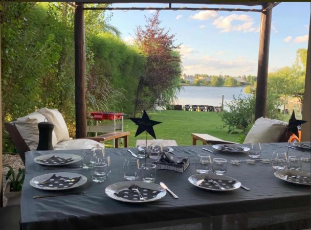 Casa con vista al lago en Barrio Santa Catalina, Tigre!