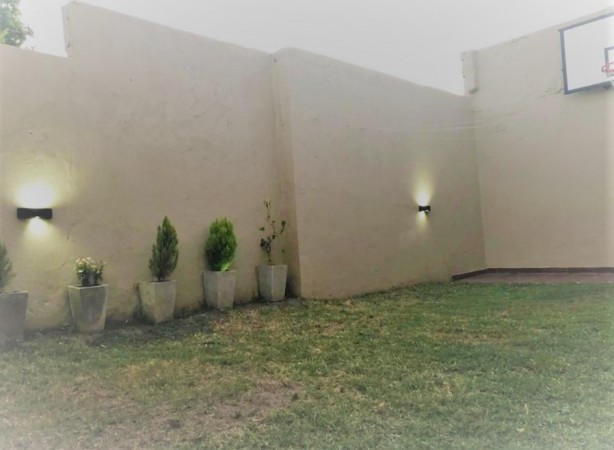 Excelente Chalet a nuevo - 5 ambientes - Nuevo Valor!