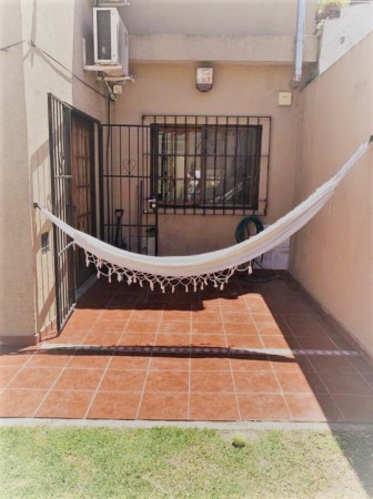 Excelente Chalet a nuevo - 5 ambientes - Nuevo Valor!