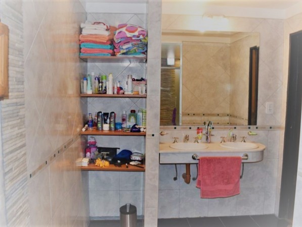 Excelente Chalet a nuevo - 5 ambientes - Nuevo Valor!