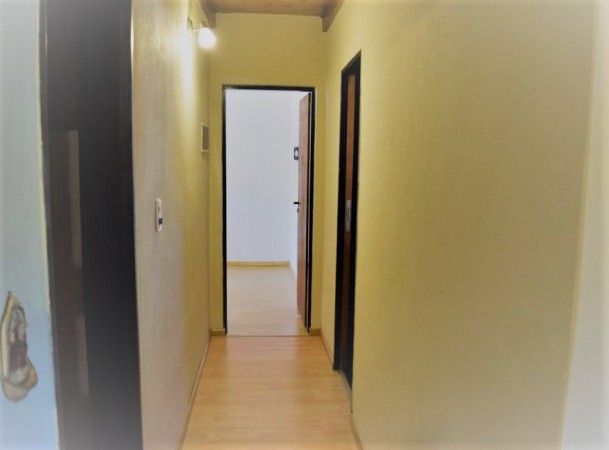 Excelente Chalet a nuevo - 5 ambientes - Nuevo Valor!