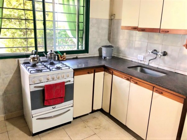 Chalet y Dpto en Castelar Norte!