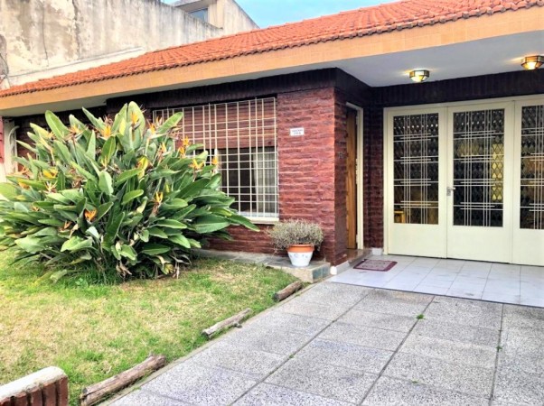Chalet y Dpto en Castelar Norte!