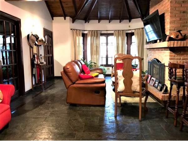 Importante chalet de 4 ambientes!
