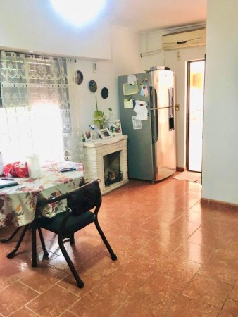Casa en Castelar Norte en Excelente Zona!!