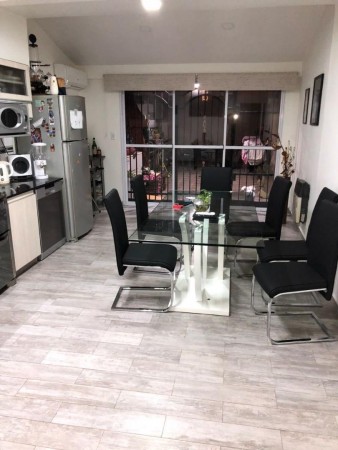 Triplex 4 ambientes, reciclado a nuevo!