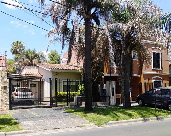 PERMUTA - Chalet en Excelente Zona en Ituzaingo Norte!!