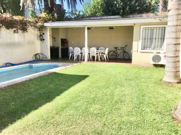 PERMUTA - Chalet en Excelente Zona en Ituzaingo Norte!!