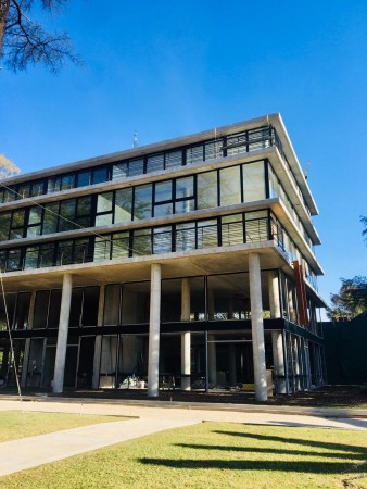 Oficinas a estrenar en Parque Leloir! Desarrollo Thays