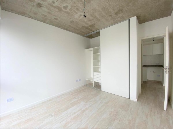 Oportunidad!! Departamentos 2 amb con cochera a Estrenar en Castelar!! Edificio Victoria!