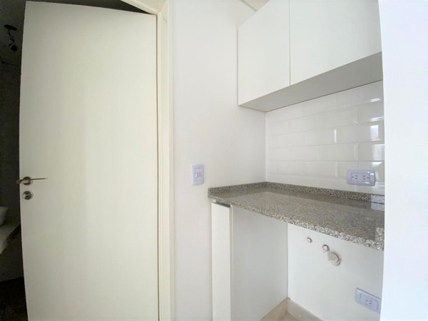 Oportunidad!! Departamentos 2 amb con cochera a Estrenar en Castelar!! Edificio Victoria!