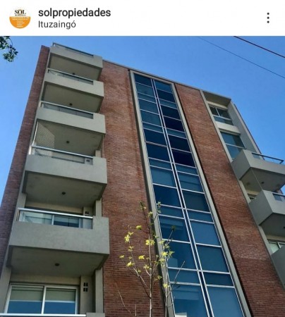 Lavalle entre Juncal y Camacua - Permuta !!!