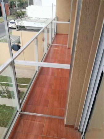 NUEVO VALOR! Duplex a estrenar 3 ambientes con fondo libre en Ituzaingo!