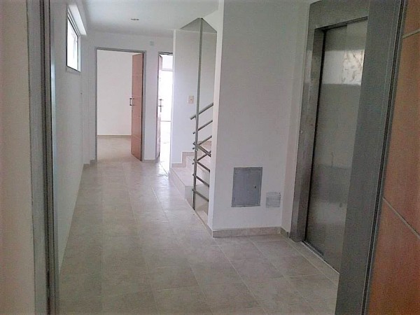 NUEVO VALOR! Departamento 1 AMBIIENTE Y MEDIO en Moron!