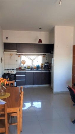 OPORTUNIDAD! Departamento 2 amb en el Centro de Moron!