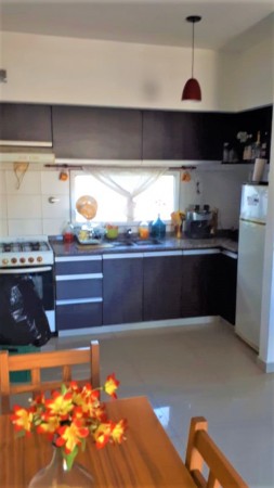 OPORTUNIDAD! Departamento 2 amb en el Centro de Moron!