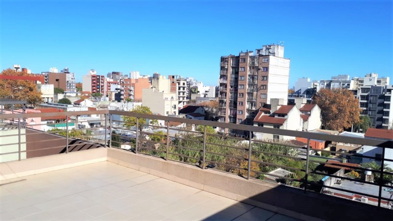 OPORTUNIDAD! Departamento 2 amb en el Centro de Moron!