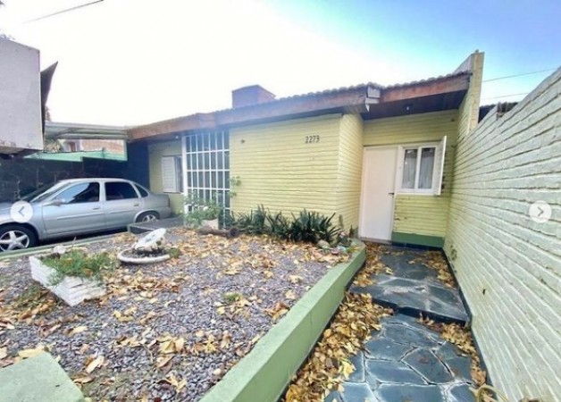 NUEVO VALOR!! Casa en venta en Castelar Norte - 5 ambientes!